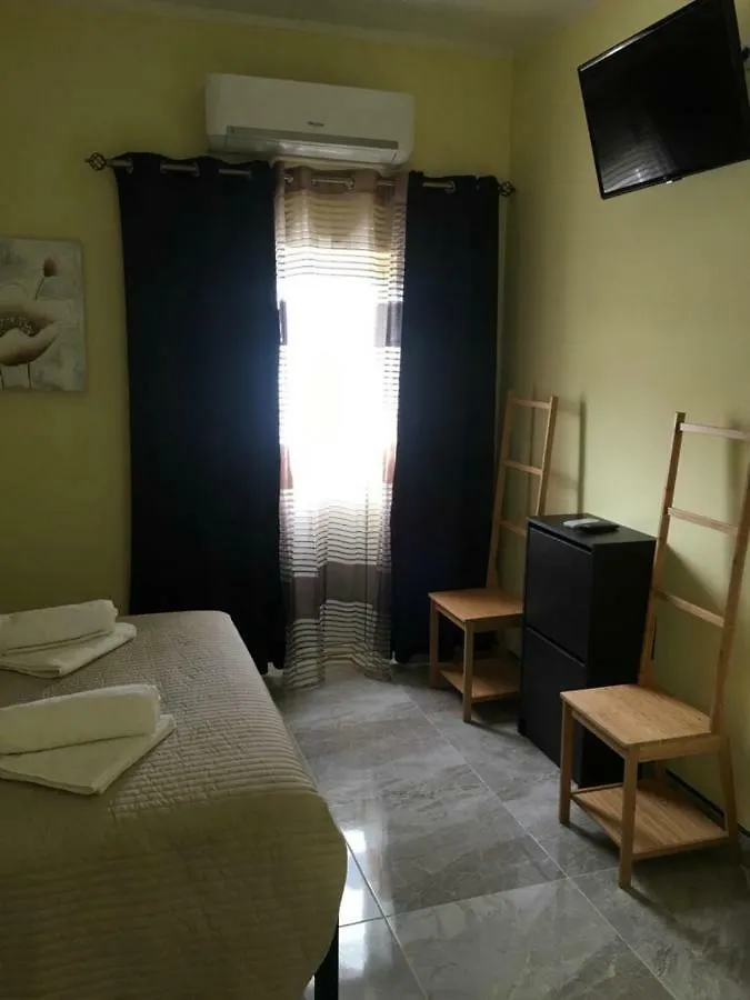 Las Flores Studio 5 Playa de las Americas  0*, Playa de las Americas (Tenerife) Spain